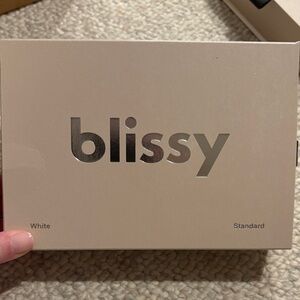 NEW Blissy Mulberry Silk Pillowcase